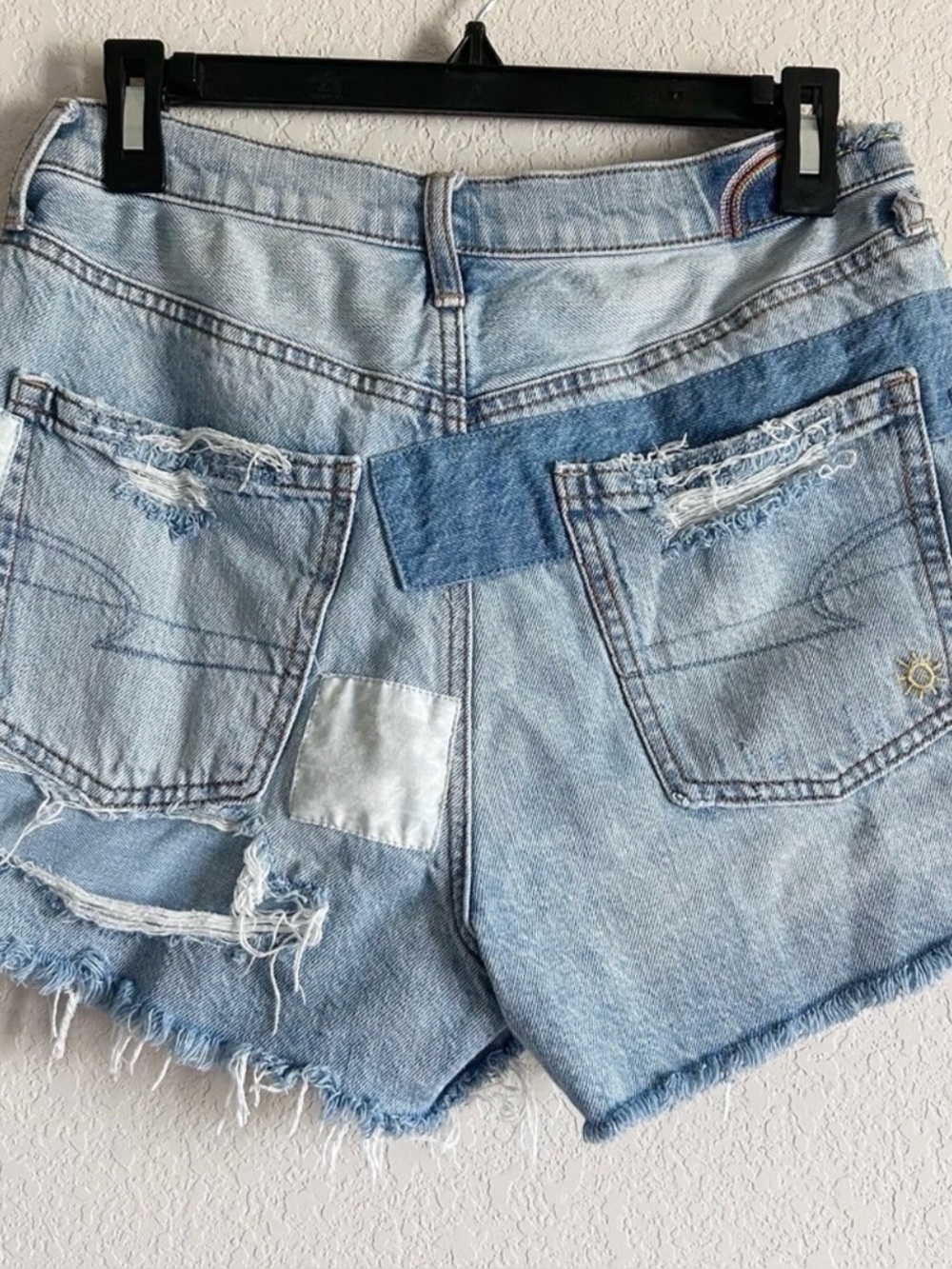 American Eagle 90's Boyfriend High Rise Distressed Patches Denim Cut Off Shorts